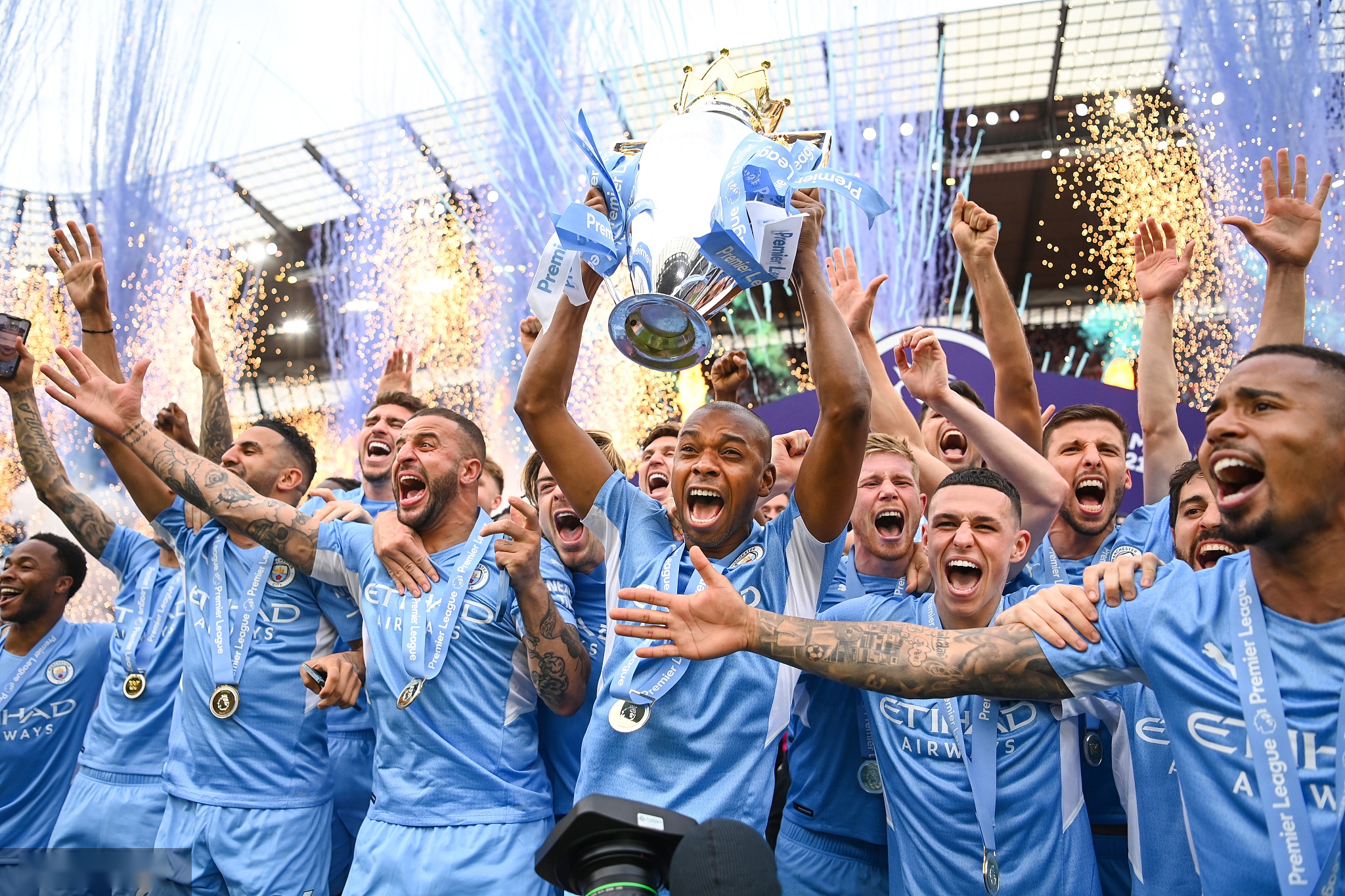 仔细权衡的 仔细权衡的